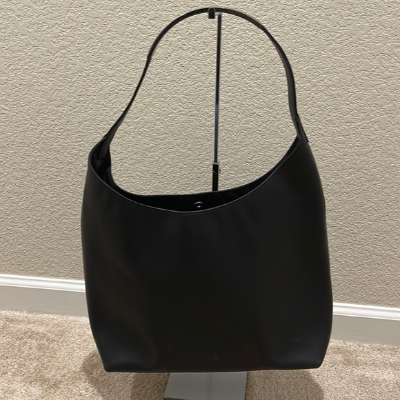 Gucci hobo bag - Picture 1 of 9
